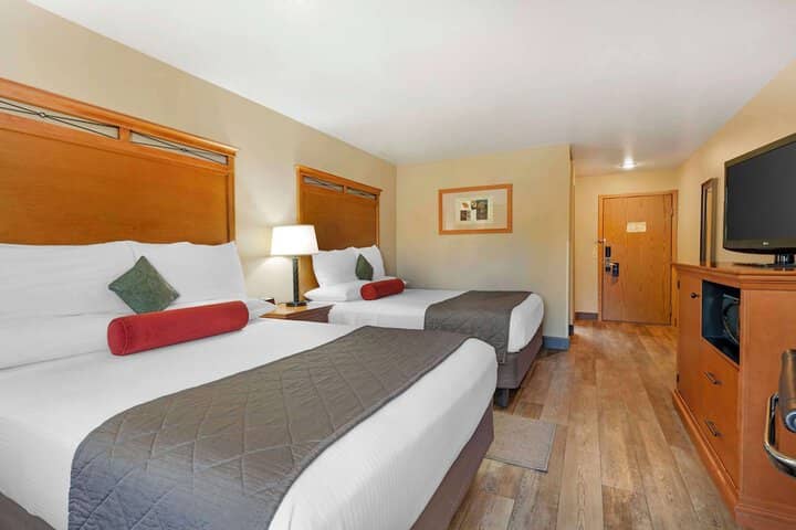 Room 7 of 28